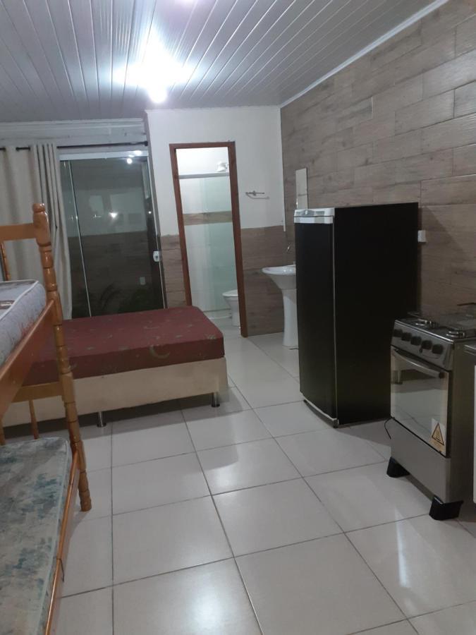 Bula House Uma Quadra Do Mar Apartman Garopaba Kültér fotó